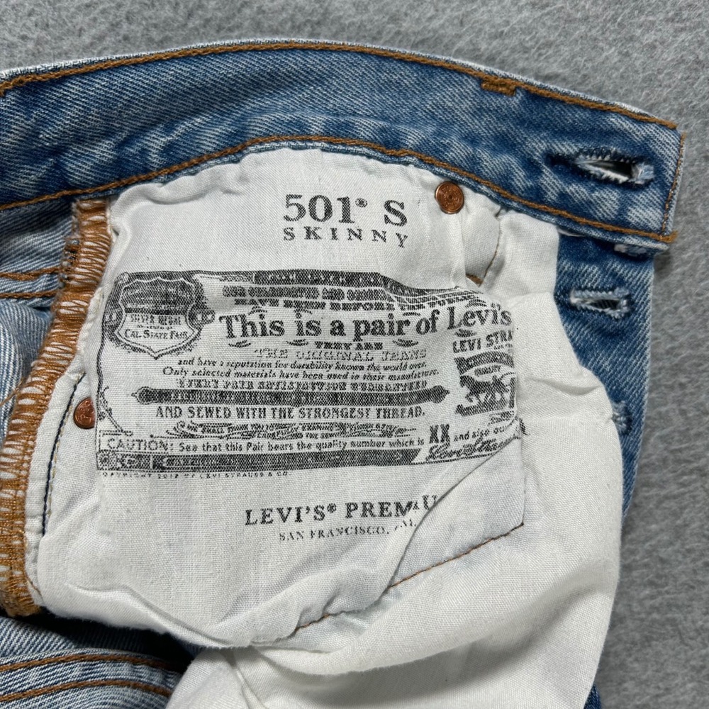 Levi's Jeans 501 Skinny Womens W25 L30 Light Blue Denim Classic Casual - Picture 8 of 16